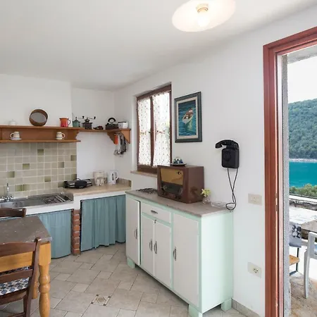 Apartament Eda Marine Hrvatini